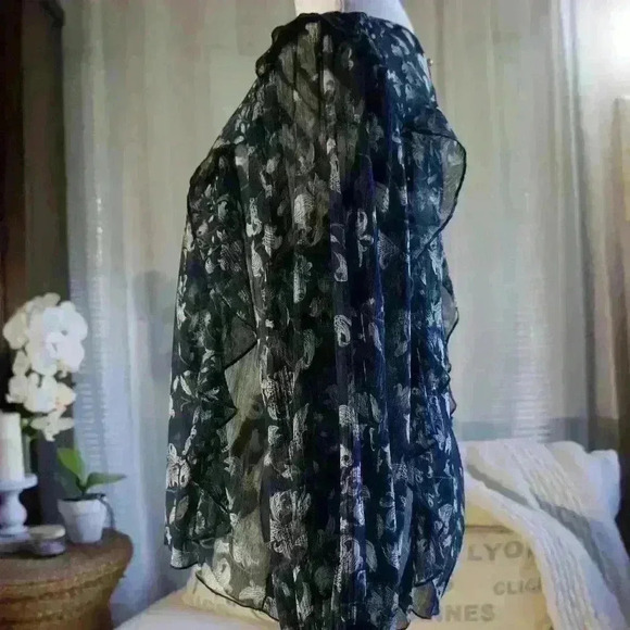 Lucky Brand Sheer Print Ruffle Blouse - Picture 3 of 4